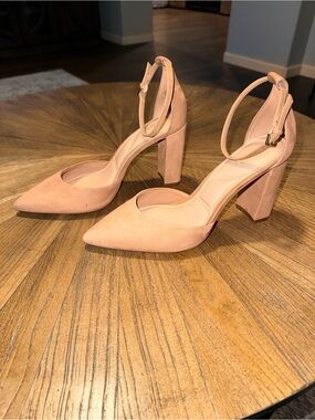 Aldo Women’s tan Suede Pointed-Toe Ankle-Strap Heels size 8